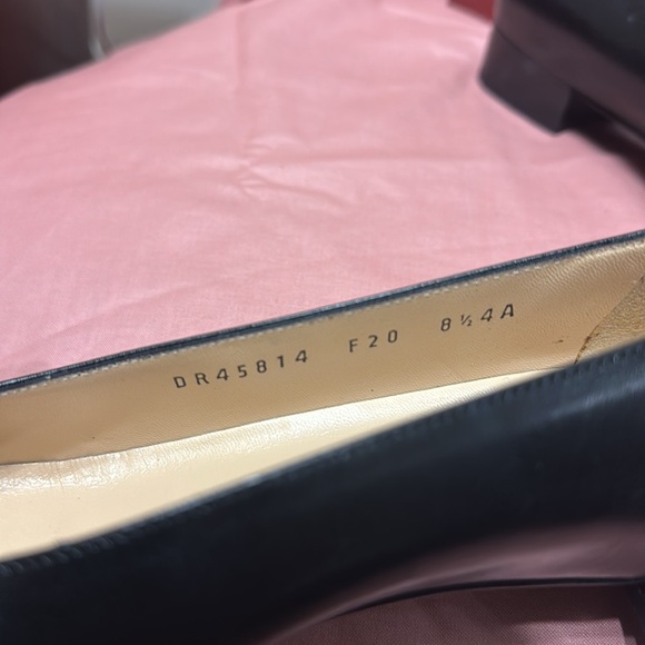 Ladies brand new authentic Salvatore Ferragamo shoes 8 1/2  4A - Picture 6 of 8